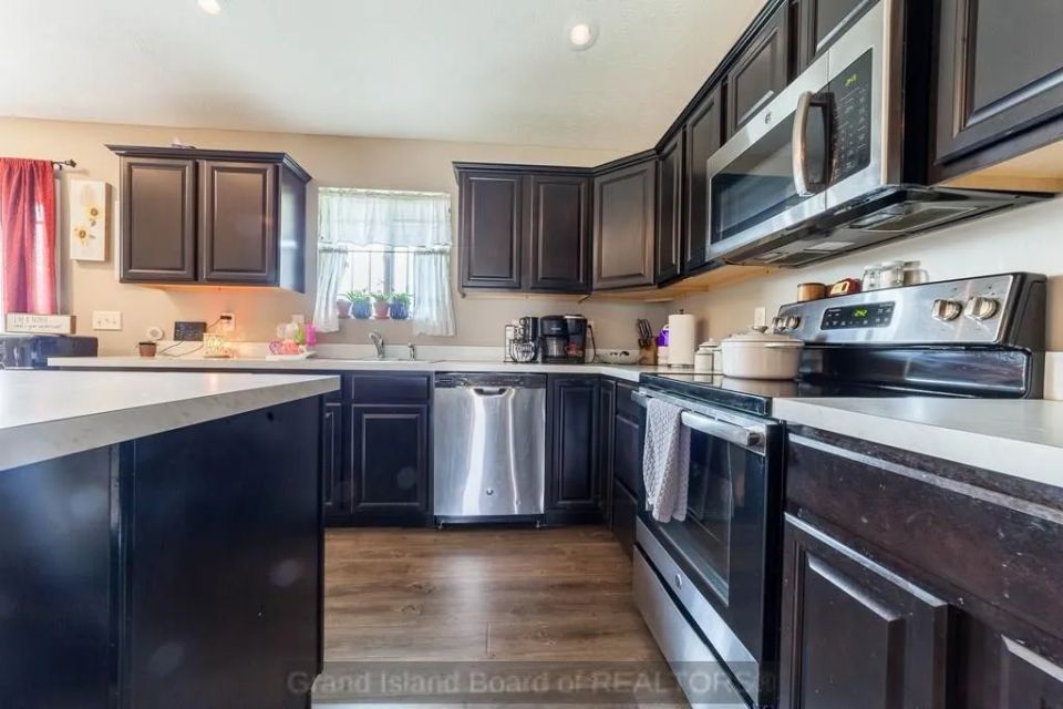102 switchgrass st grand island b 1