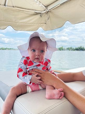 Rory graddaughter of jeanine pahud on syracuse lake first boatride