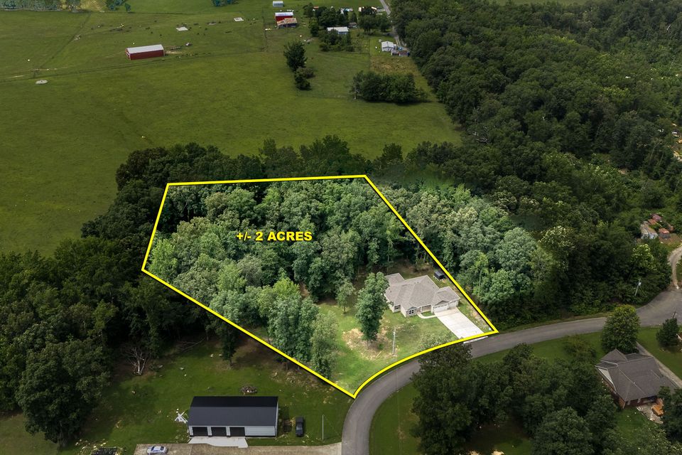 8 web or mls 10 cricket hill rd   clear lens real estate photography 8