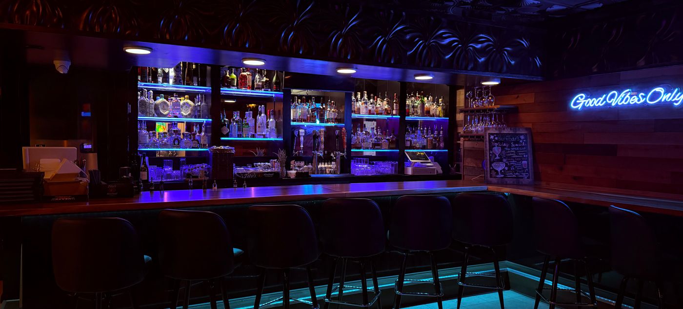 Bar photo 3