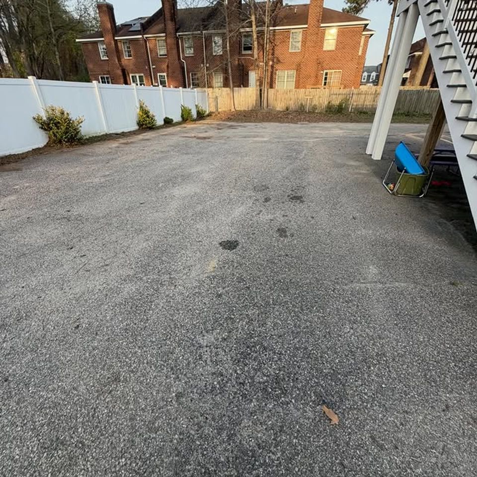 Clients yard looking clean, done by Get A Mow On Lawn Care LLC of Chesapeake VA