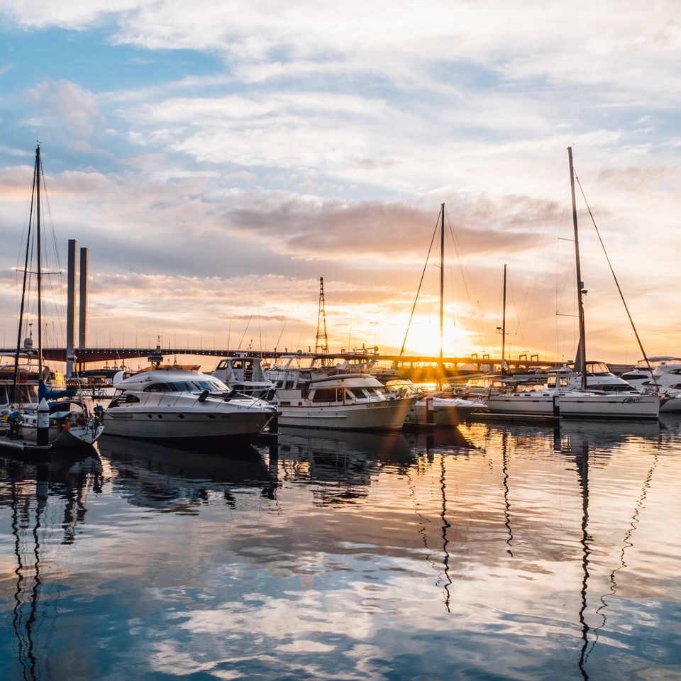 Marine Boat Mechanic