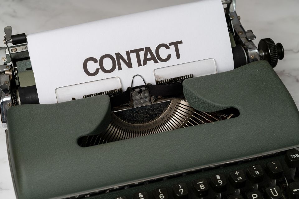 Contact g3eb9ce92c 1920