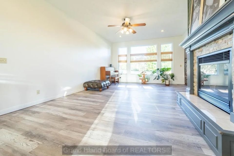 4118 fleetwood rd grand island a 5