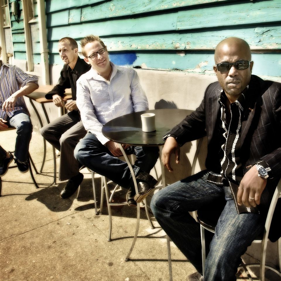 Hootie and the blowfish