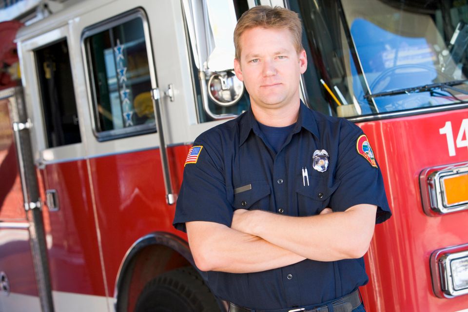 Depositphotos 4758102 l first responder fireman