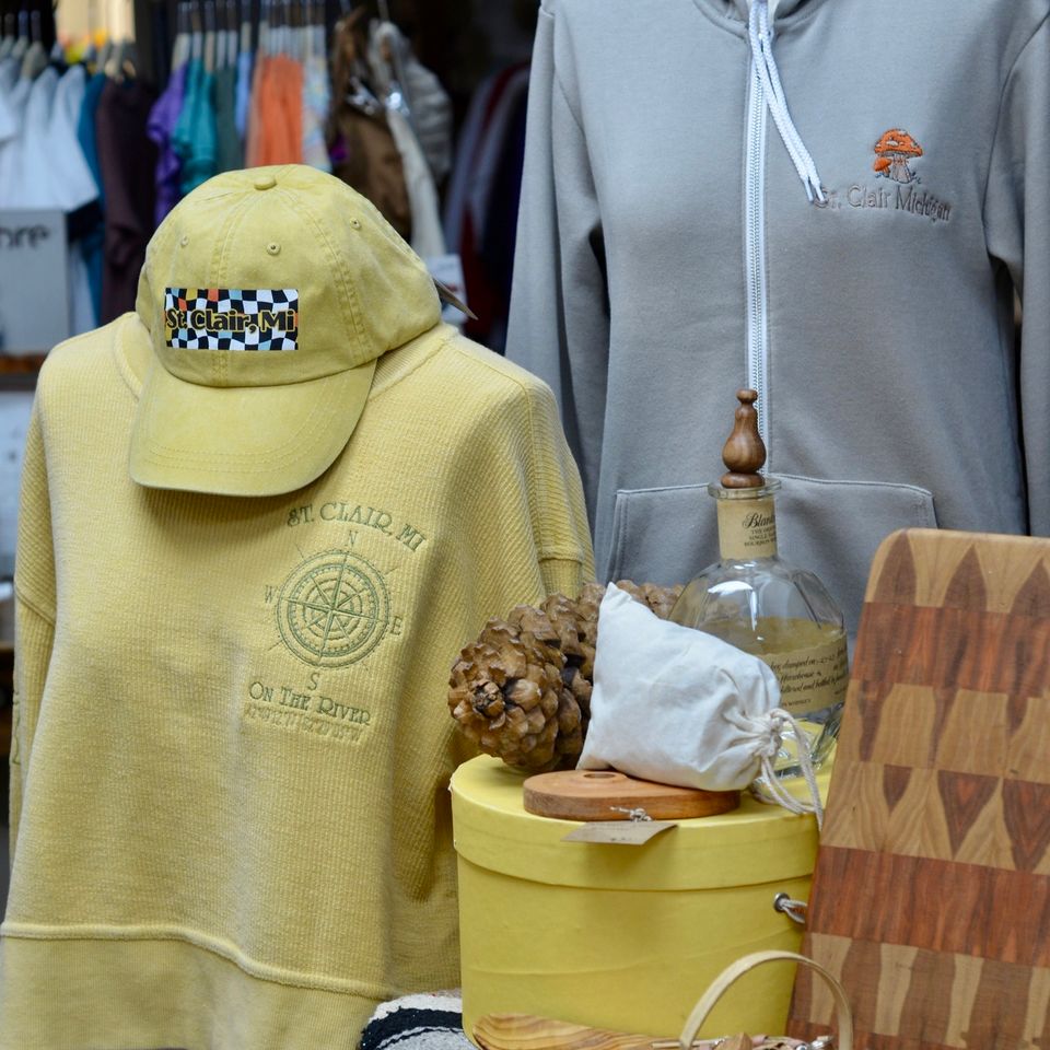Apparel display