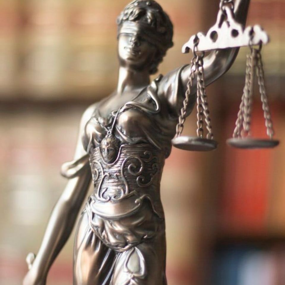 Criminal defense statue 682x1024 portrait 58674f85a403a8513852e18fc5e74e36 5e79fece3f618