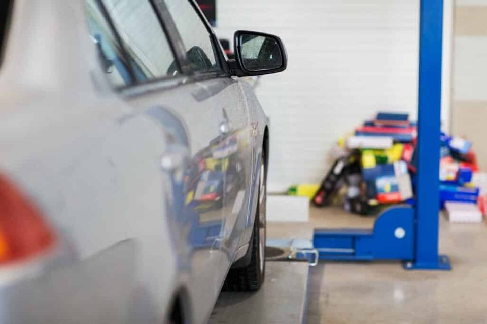 Car frame repair 1024x682