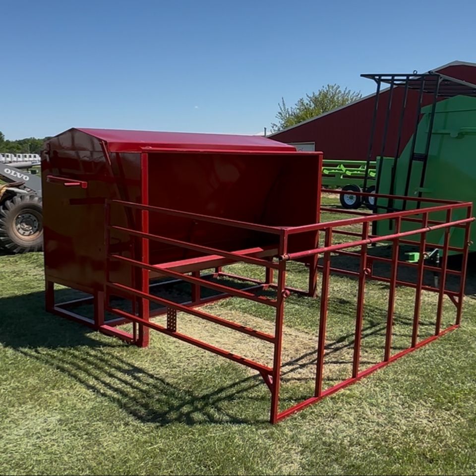 20 bushel creep feeder