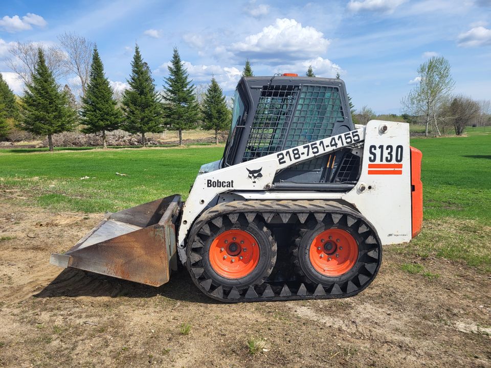 Bobcat and bucket