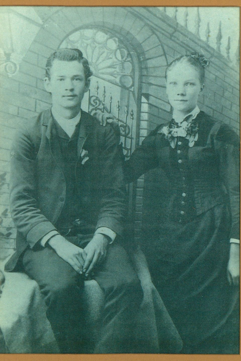 Thomas daisy latimer