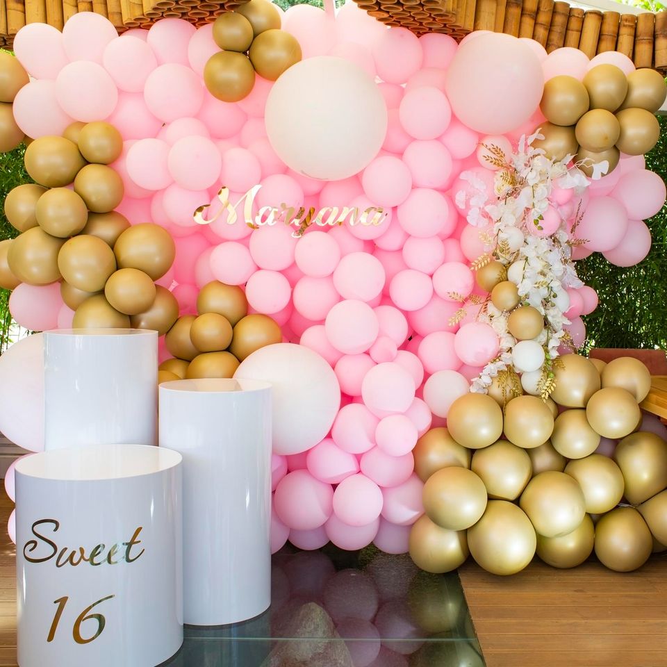 Balloon Wall