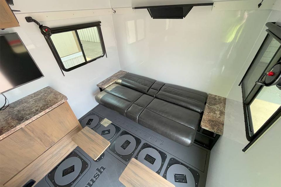 Slammer comfort suite 9