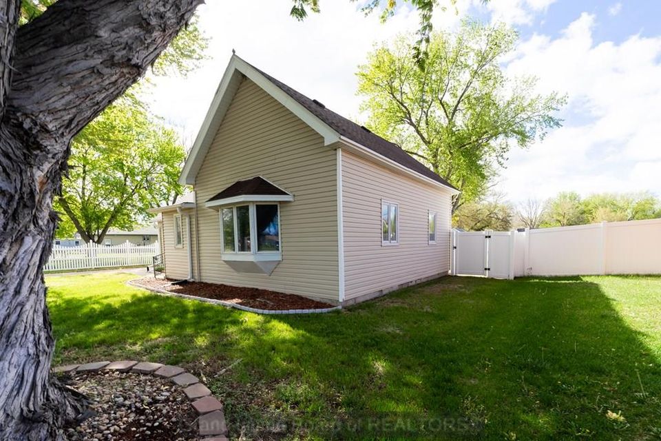 1217 elm st st. paul ne 68873 c 5