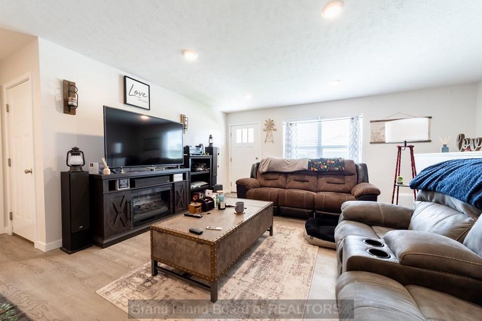 944 e 19th st grand island ne 68803 a 3