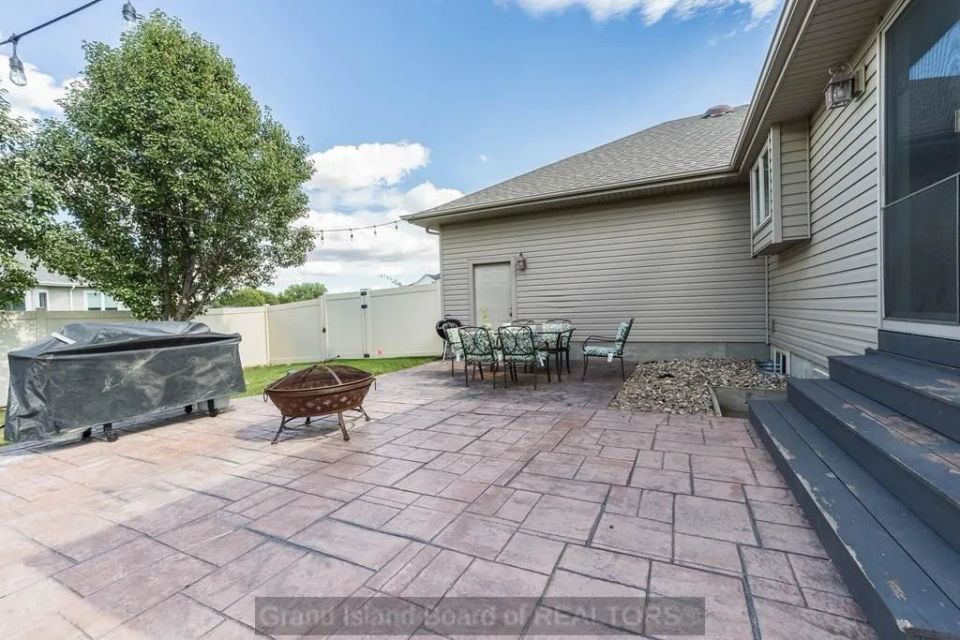 4118 fleetwood rd grand island f 9