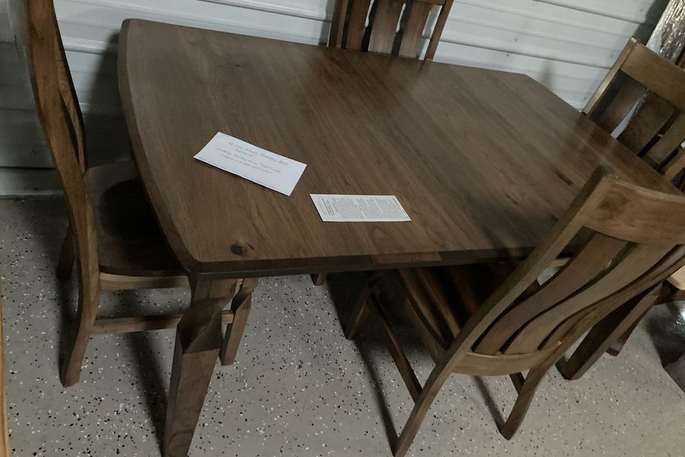 Dining 8