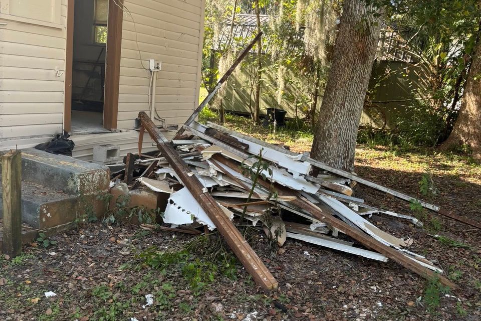 JNJ Hauling Solutions cleaning up junk