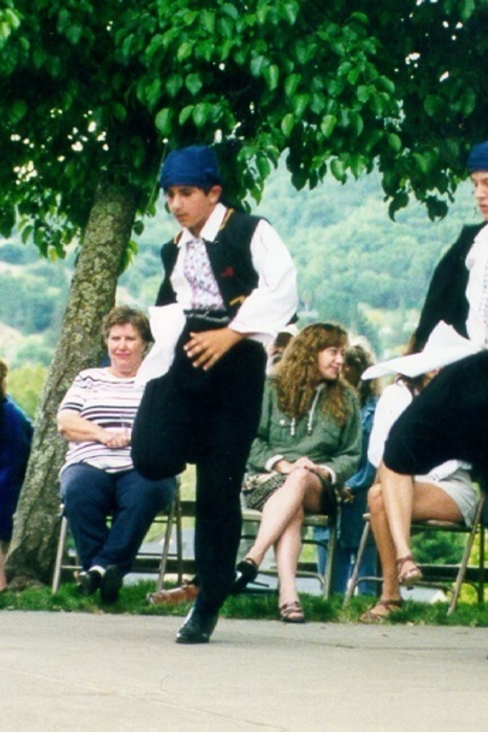 1998 festival mii xesyrtos