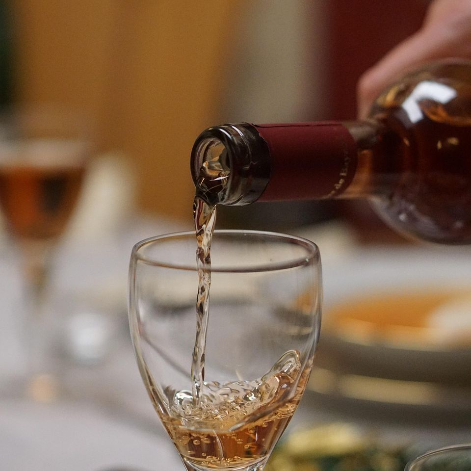 Kirahoffmann wine gce4a62c6c 1920