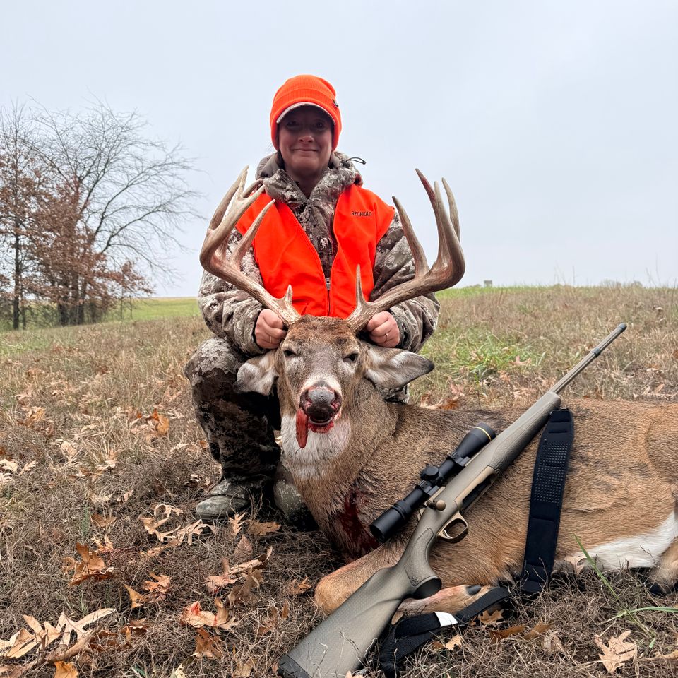 Amy Southall from Lancaster bagged this Eleven point buck in Knox City Missouri