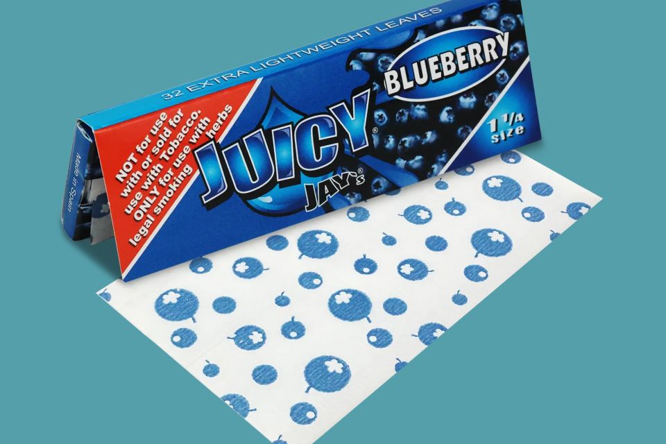 Juicy Jays Rolling Papers - Blueberry 1 1/4 Inches