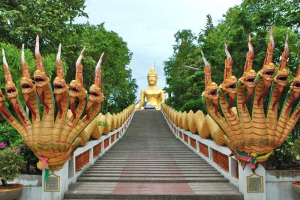 Wat phra yai