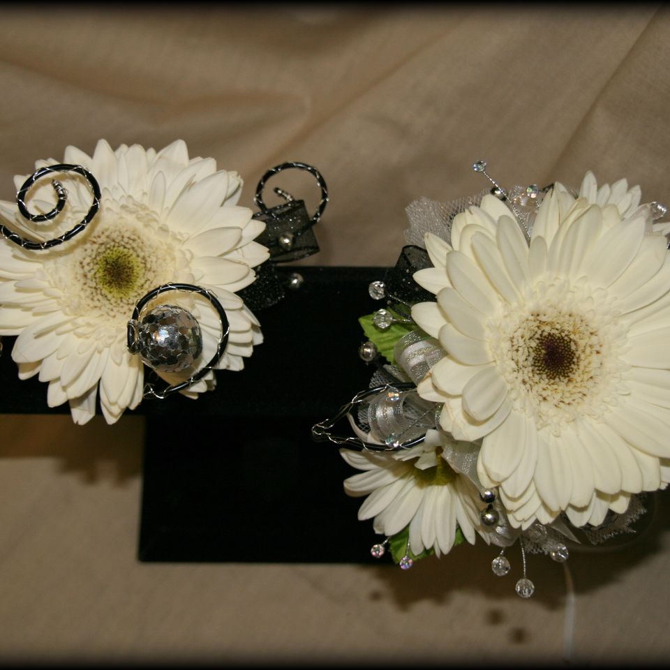 Prom c 19320180611 8046 p8055w