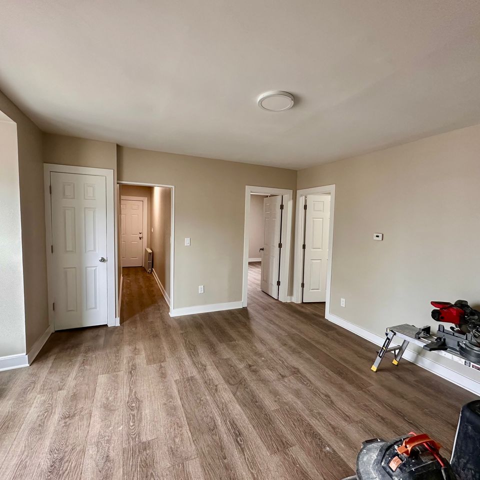 3 Bedrooms 20 Prosper St, New Brunswick, NJ 08901 📍 Distance from Rutgers University 0.5 Miles 3 Bedrooms 2 Bathrooms