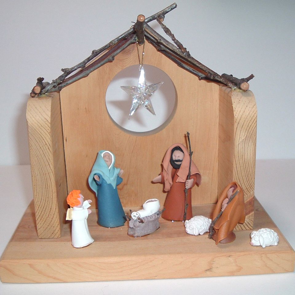Nativity set  12