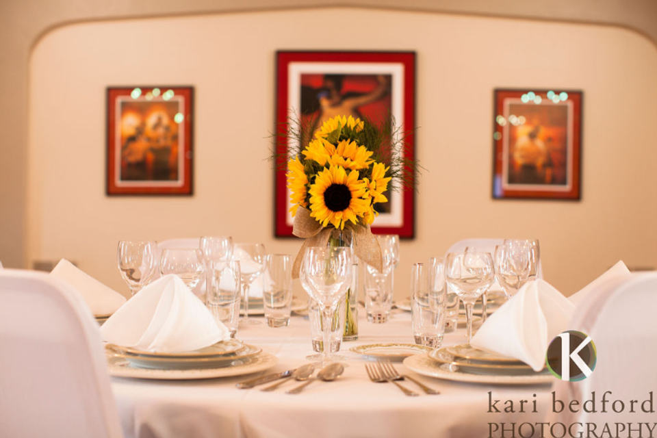 Tango wedding table sunflowers center