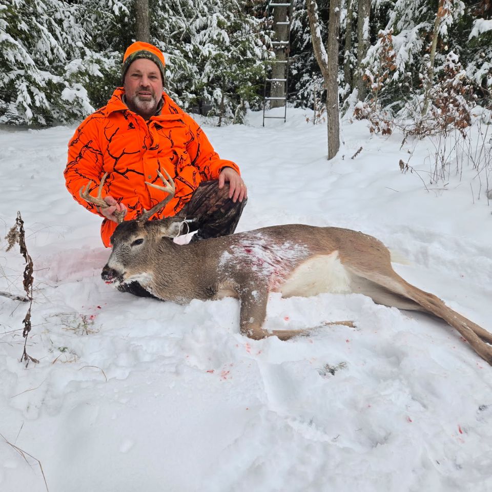 Lowell Graybill with his 8-point buck shot in Potter County, PA