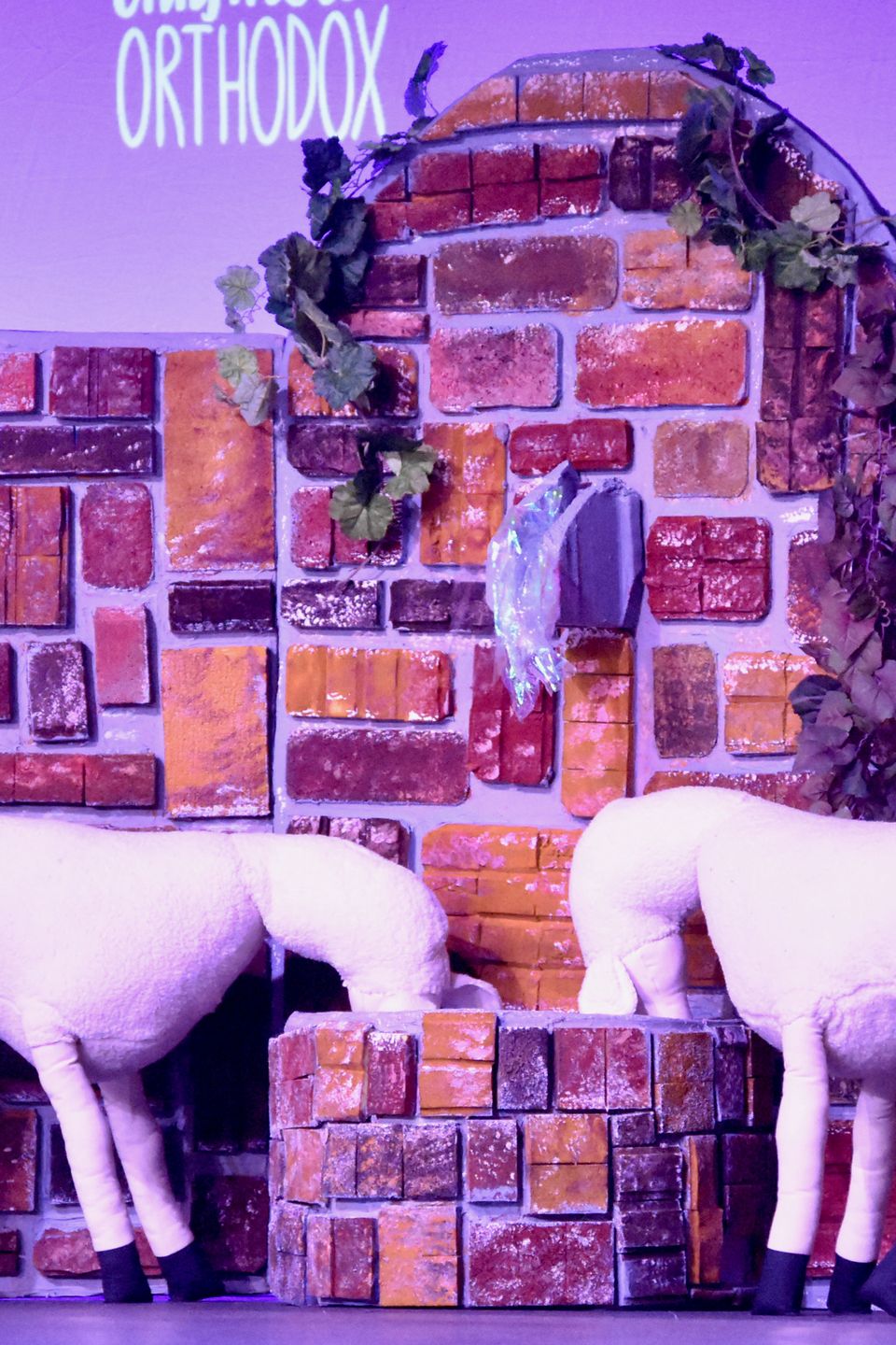2020 fdf fountain with sheep