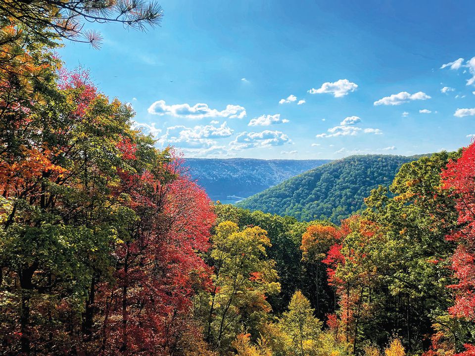 Jakes rocks trail overlook