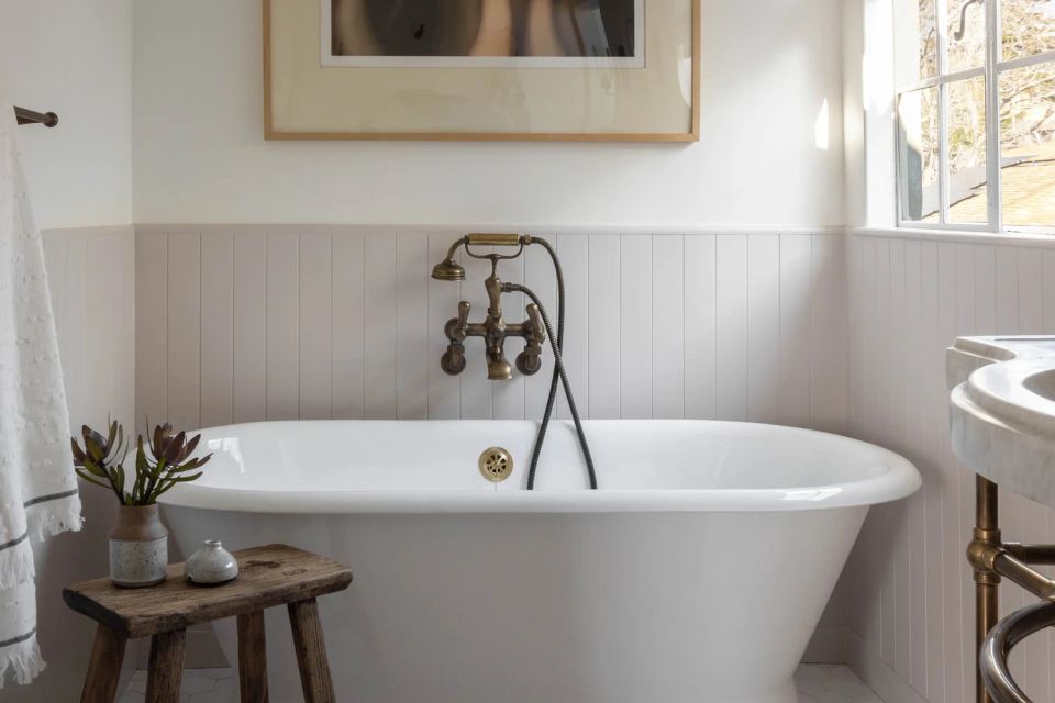 Wendiblairbath hires 2