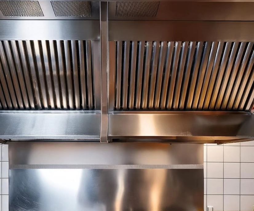 A clean kitchen grill, done by Zavala Power Washing of Panama City Beach, FL