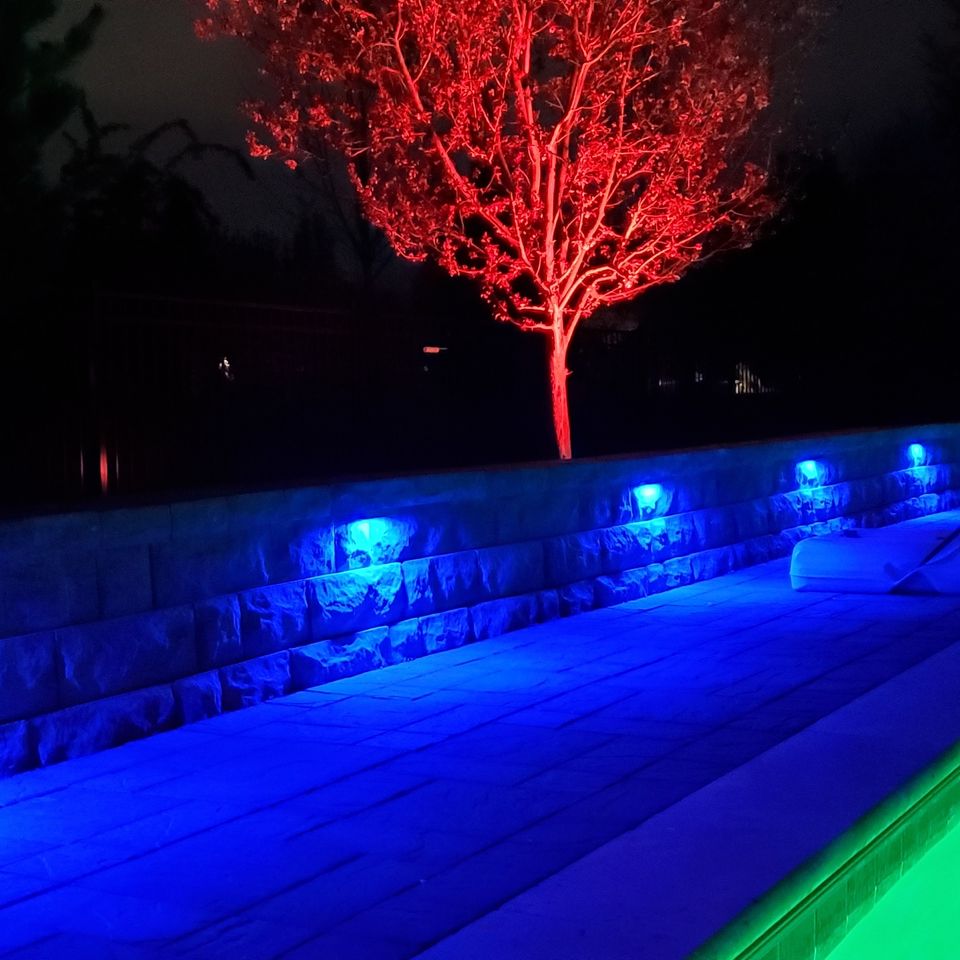 Color changing pool lighting in boise id