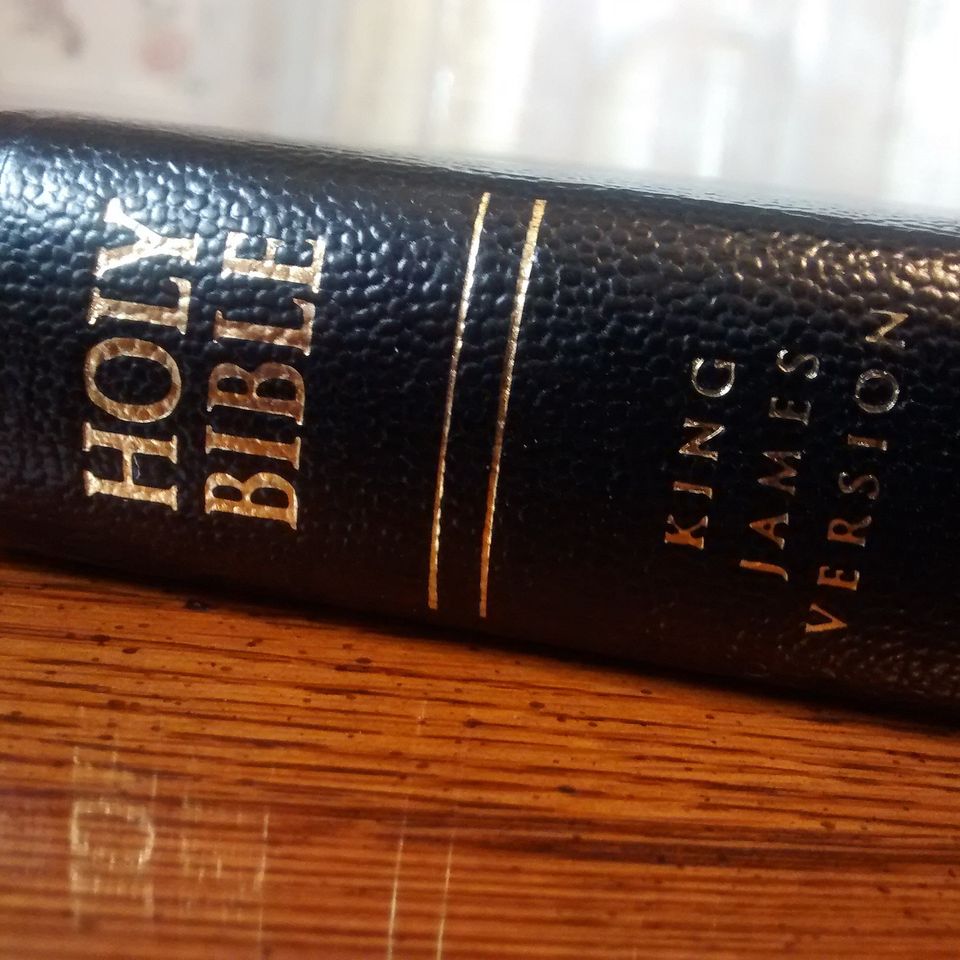 Bible g21f978ce4 1920