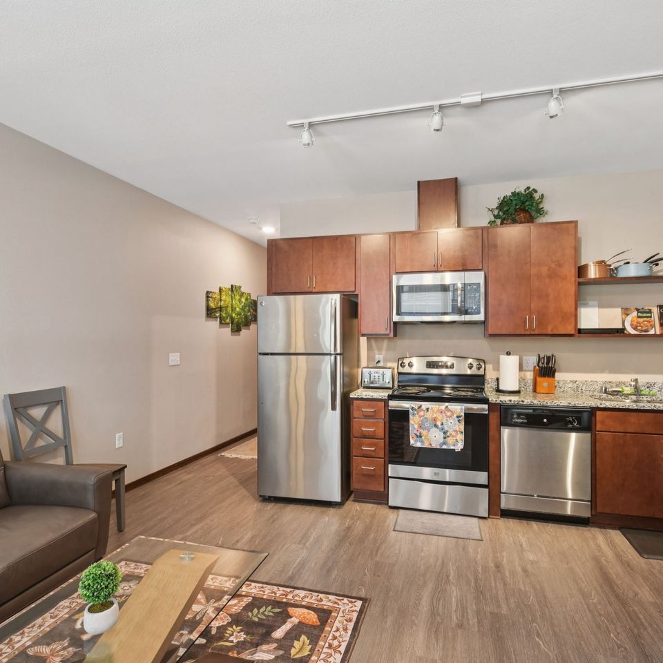 40 web or mls old hudson rd unit 124 005
