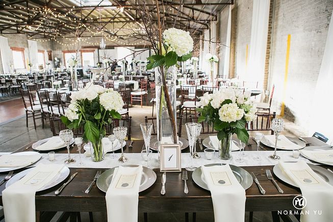 Wedding   flowers on table
