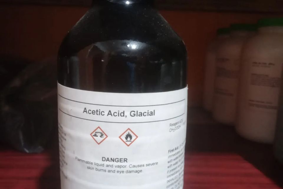 Aceitic acid  glacial 500ml original