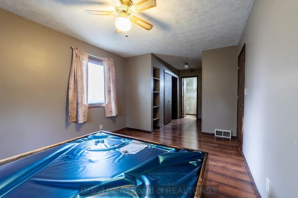4306 saddle horse ct grand island ne 68803 b 9