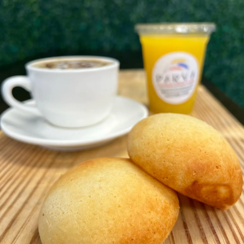PARVA BAKERY Pan de bono