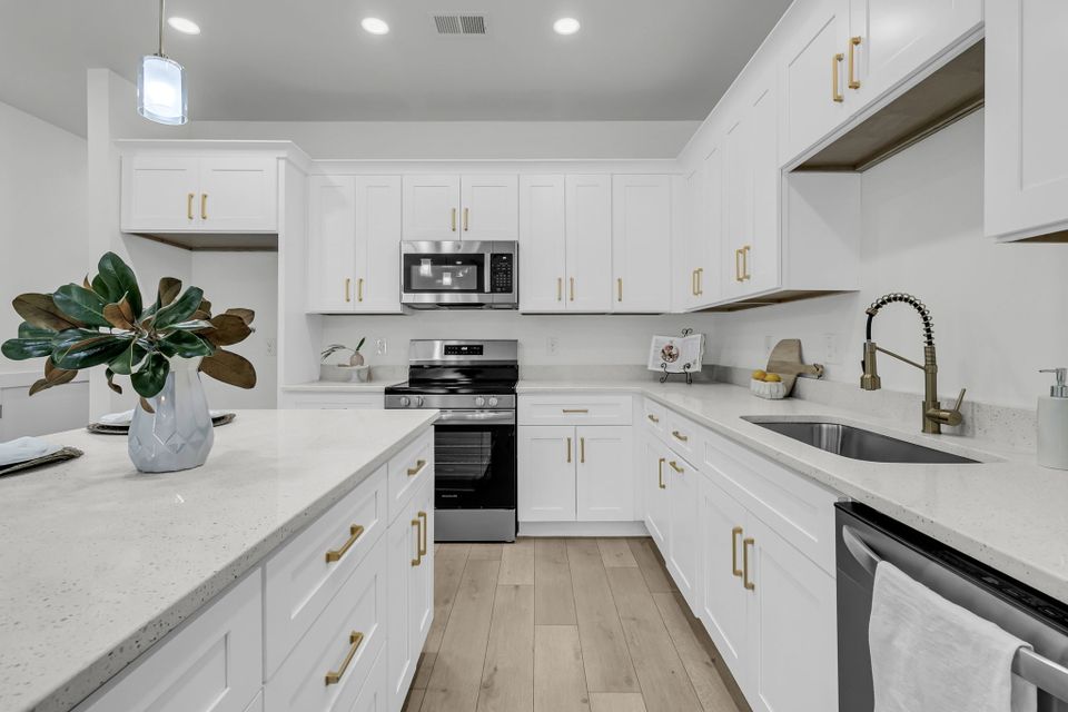 Crem   4005 gravely 52