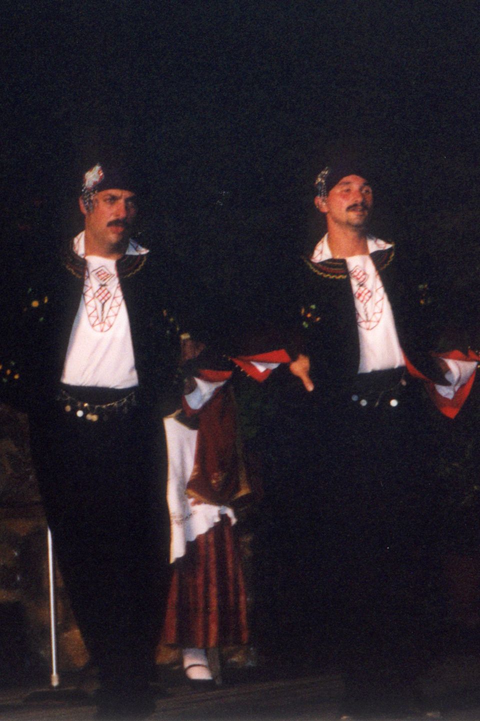 2001 greece dora stratou thracian men