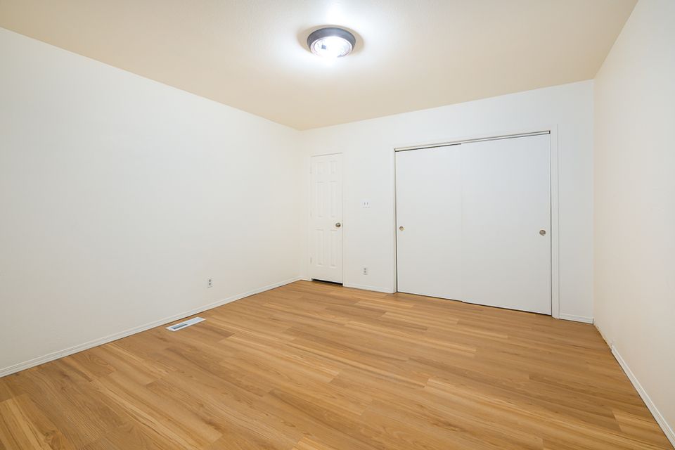 1908 cleveland blvd 9