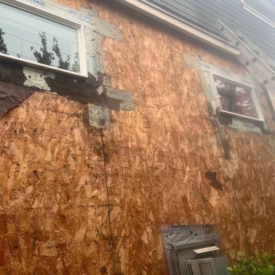 Ne blue house rot repair before1