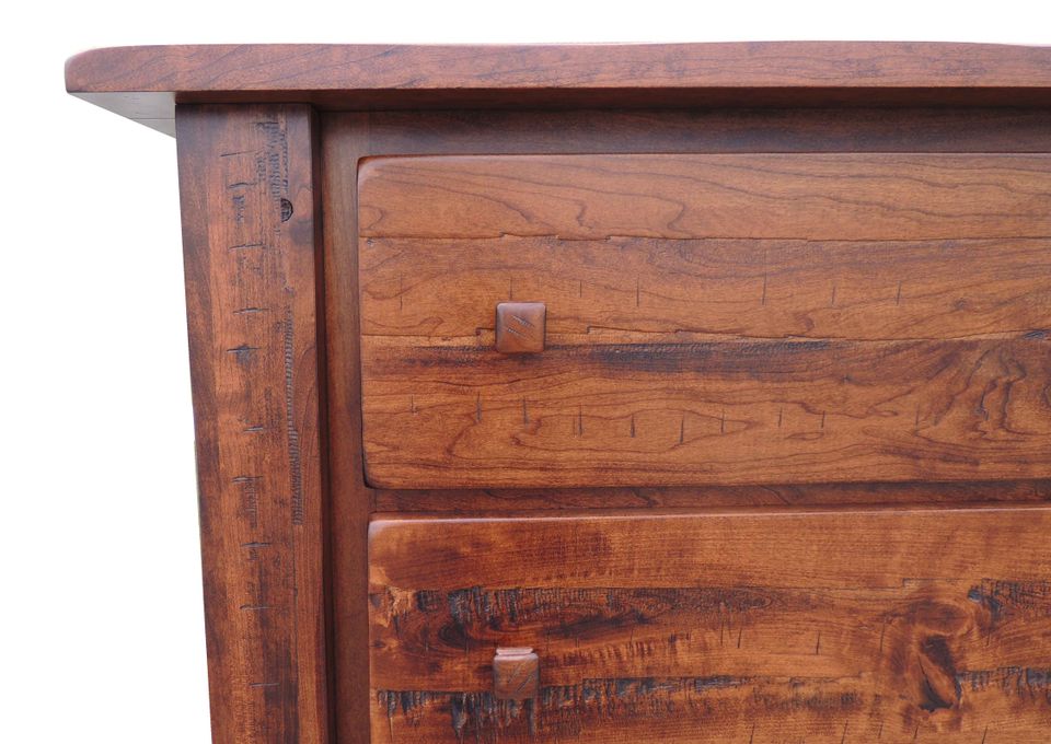 Kw close up of top part of chest cabin creek