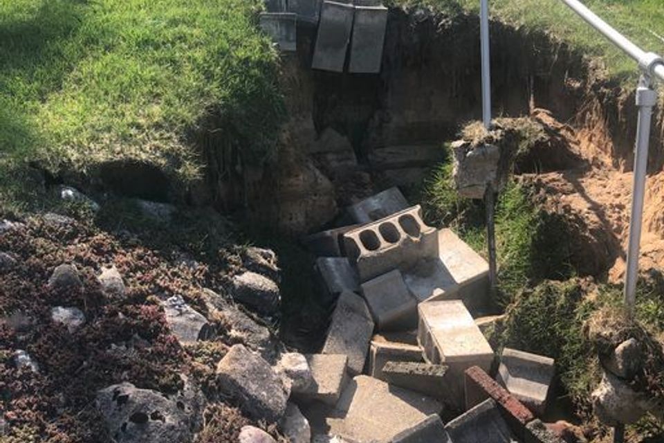 Retaining wall before